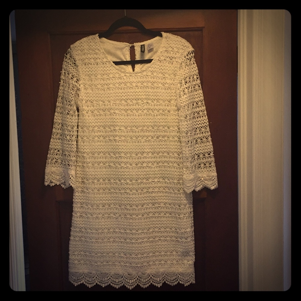 H&M White Quarter Sleeve Dress